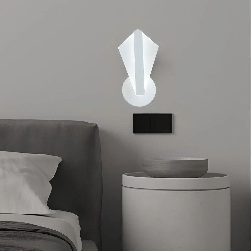 Светодиодное настенное бра Sirius 8W с акриловым плафоном белое IP20 B YH571/1W