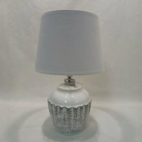 Настольная лампа Valeso с тканевым абажуром под лампу Е14 белая IP20 V DTL1020