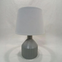 Настольная лампа Valeso в современном стиле под одну лампу Е14 белая/серая IP20 V DTL1146