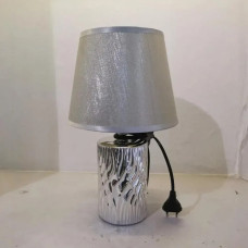 Настільна лампа Valeso з глянцевою поверхнею під одну лампу Е14 срібляста IP20 V 4038BS