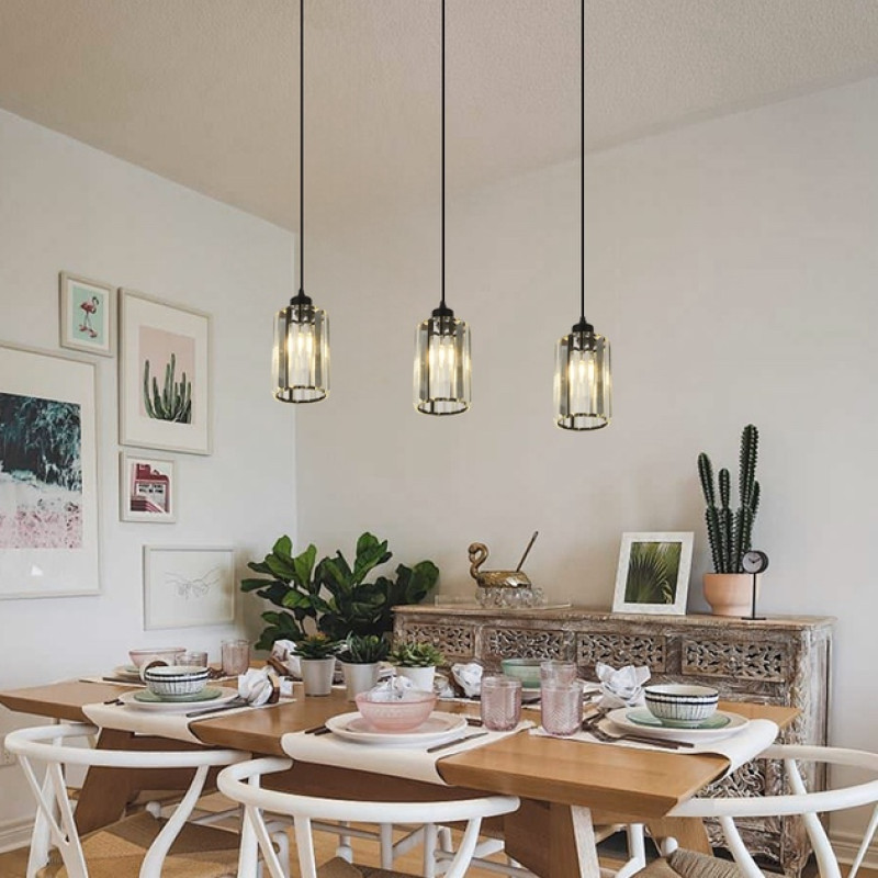 Люстра підвісна на три скляні плафони під лампу Е27 корпус чорний IP20 GLD-20996-3-120*170