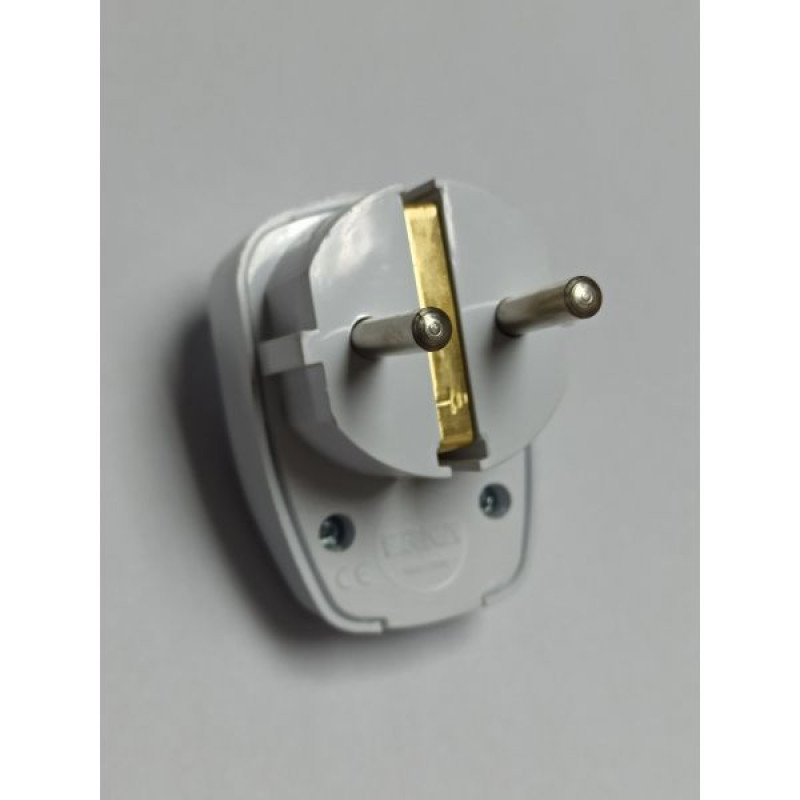 Вилка ERKA 1005, угловая 16А, ж/к с выключателем, белая