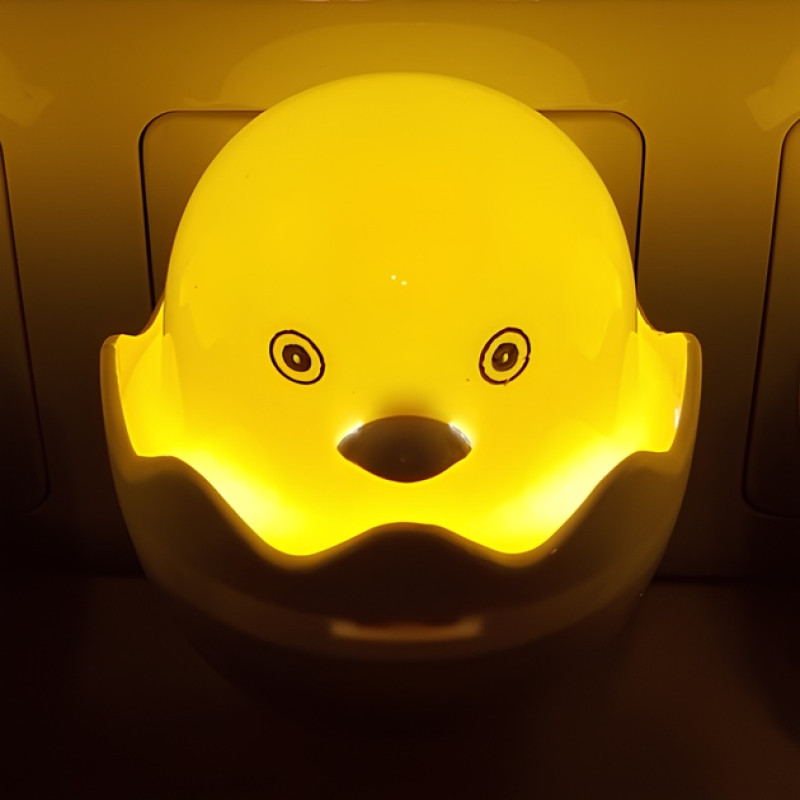 Нічник світлодіодний LED в розетку "Курча" з вимикачем LEBRON L-W032, 1W,  жовтий 15-12-24