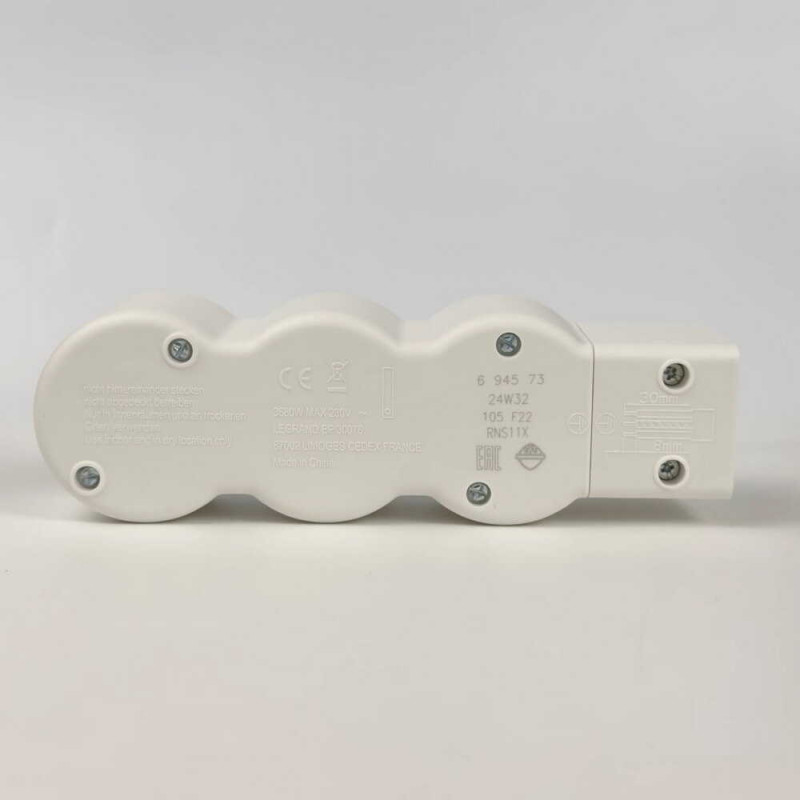 Колодка Legrand 3-я с заземлением Стандарт Новая ( 694573 )