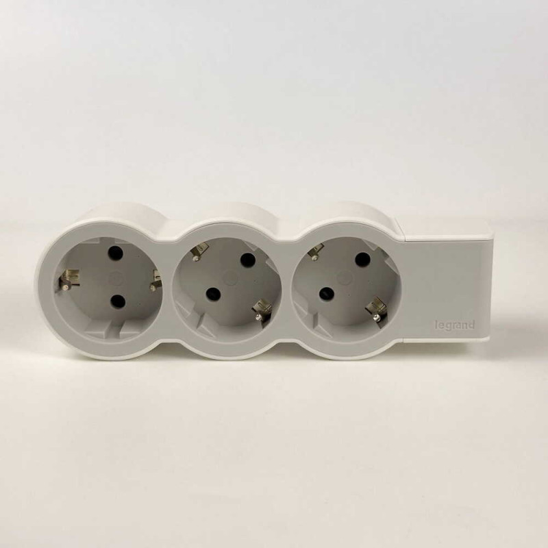 Колодка Legrand 3-я с заземлением Стандарт Новая ( 694573 )