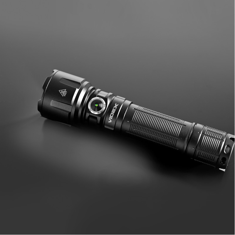 Портативний світлодіодний ліхтарик VIDEX VLF-A376 3600Lm 5000K