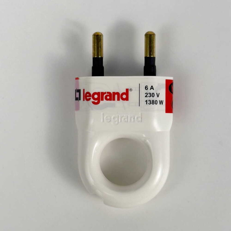 Вилка Legrand без заземлення 6A біла з кільцем ( 050162 )