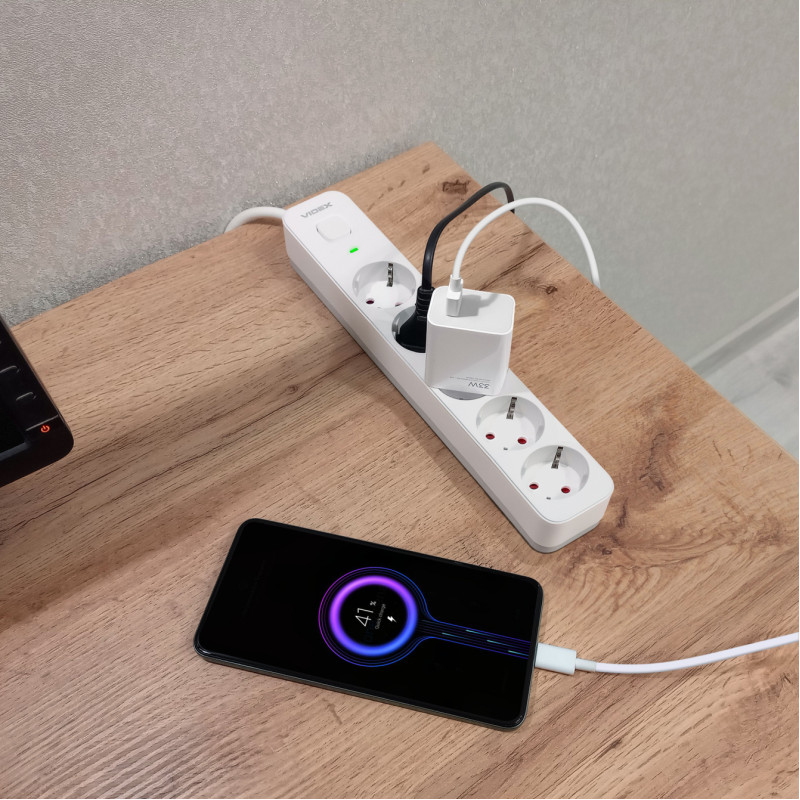 Подовжувач мережевий VIDEX ONCORD з/з 5п 3м з кнопкою білий (VF-PD53G-W)