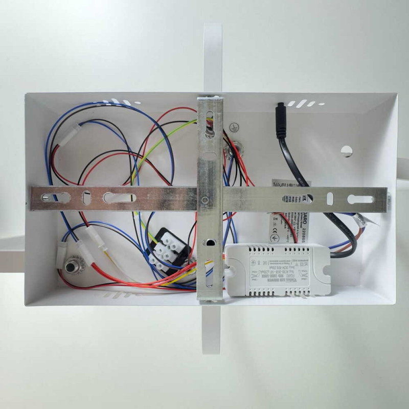 Светильник LED smart FIGARO +пульт 90W 3000-5000K IP20 белый Violux ( 220865 )