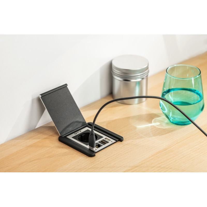 Подовжувач GTV врізний квадратний FLIP, 1xSCHUKO, 2xUSB, 1xLAN, кабель з вилкою 1,5м, чорний AE-GM1SFLI-20