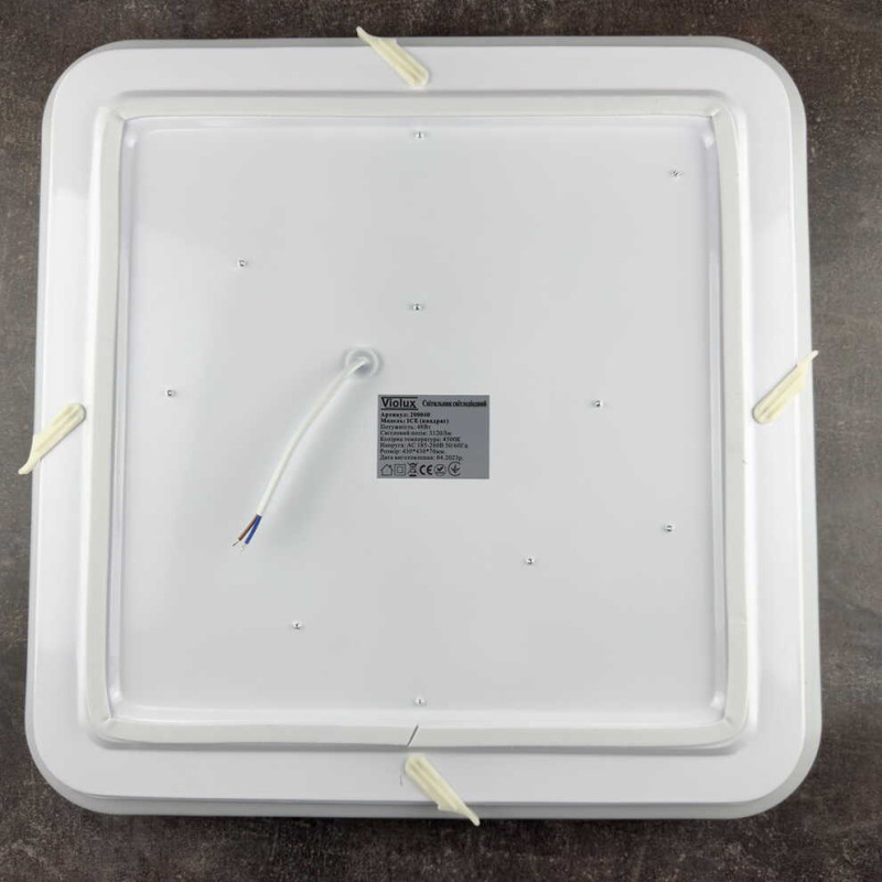 Потолочный светильник LED ICE VIOLUX квадрат 48W 5000K IP20 200041