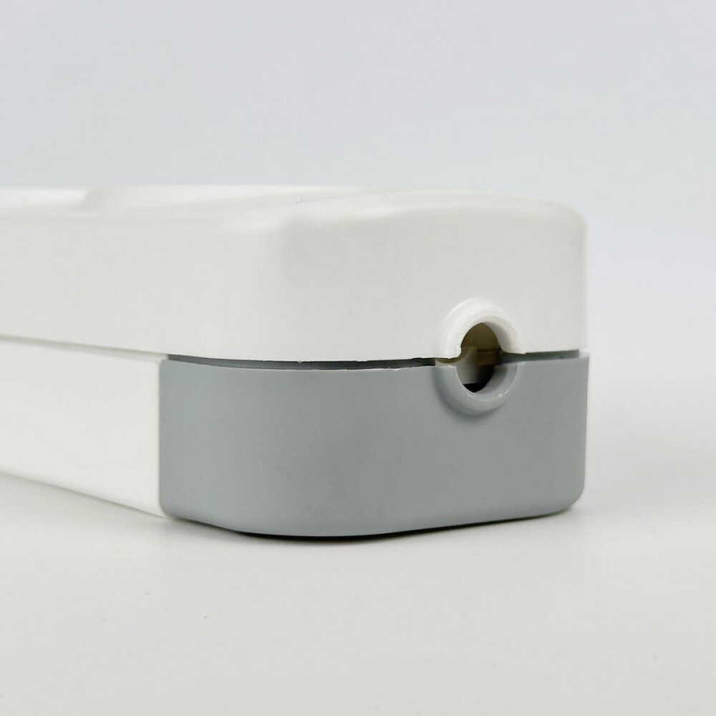 Колодка EL-BI 3-я с заземлением шторки и выключателем Myra ( 527-010200-302 )