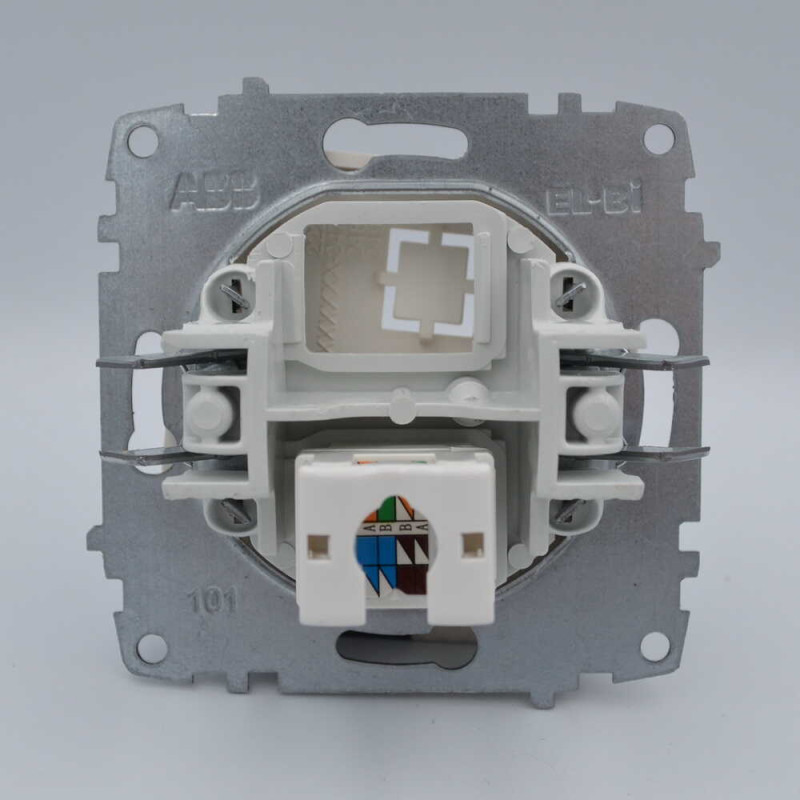 Розетка одинарна комп'ютерна RJ-45 EL-BI Zirve біла Fixline (501-000201-247)