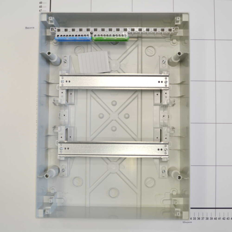 Бокс пластиковий АББ Mistral на 24 модулі зовнішній IP65 ( 1SLM006501A1204 )