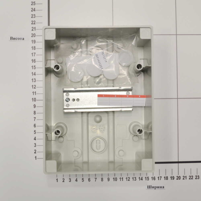 Бокс пластиковый АББ Mistral на 4 модуля наружный IP65 ( 1SL1200A00 )