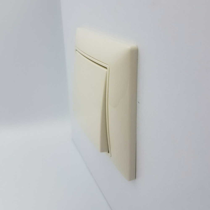 Вимикач  Basic55 сл.кість 1-кл прох. (б/р) (2006/6 UC-92-507)
2CKA001012A2149