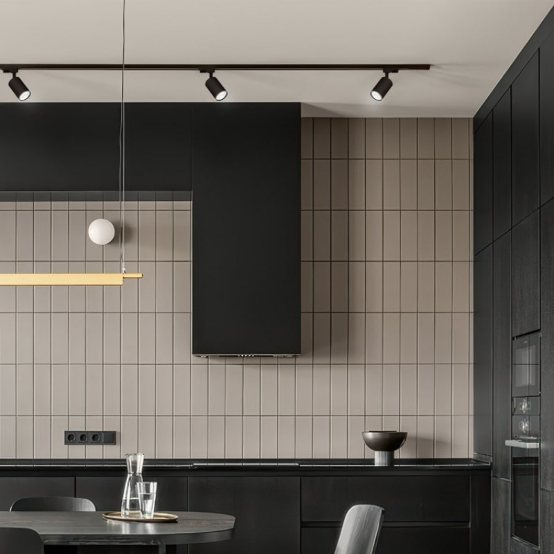 Трековий світильник LED Ledcoin ML334 під лампу чорний 80896