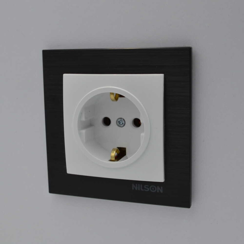 Розетка Nilson Touran белая 1-ная с/с без рамки 24110417