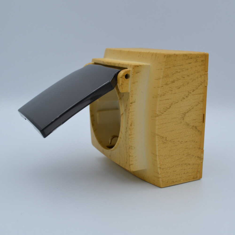 Розетка Nilson Themis клен 1-я с заземлением с крышкой ( 26281018 )