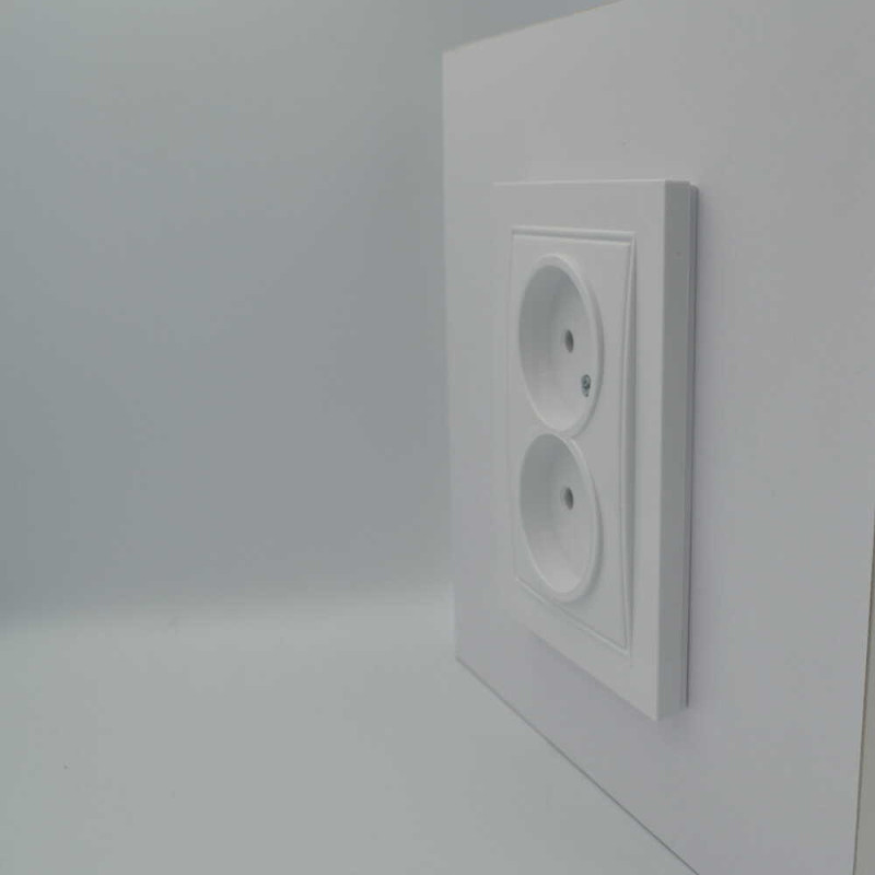 Розетка двомісна б/з NILSON Thor біла 27111024