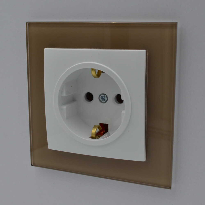 Розетка одинарна з/з NILSON Touran білий 24111017