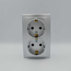 Розетка Nilson Themis серебро 2-я с заземлением (26131025)