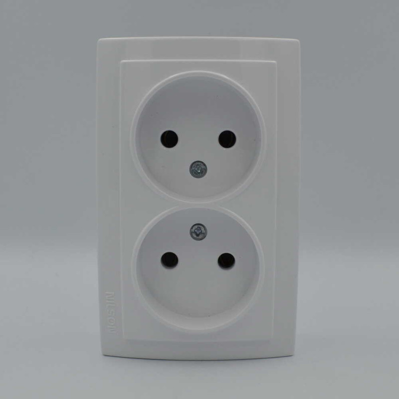 Розетка Nilson Themis біла 2-на без заземлення ( 26111024 )