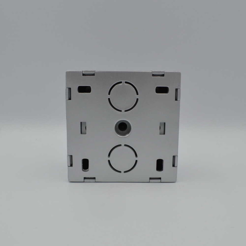 Розетка Nilson Themis серебро компьютерная CAT5e ( 26131044 )