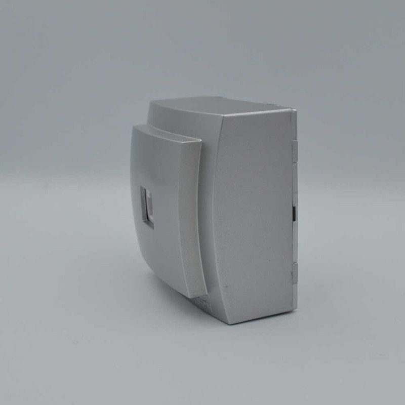 Розетка Nilson Themis серебро компьютерная CAT5e ( 26131044 )