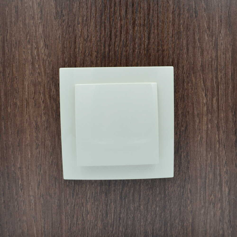 Вимикач одноклавішний NILSON Touran крем 24121001