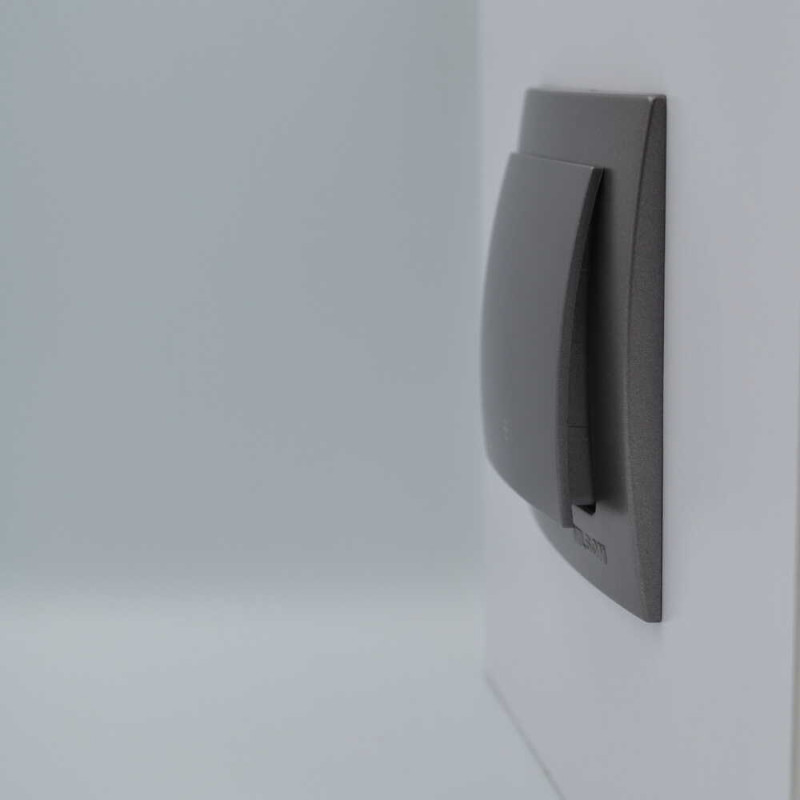 Выключатель одноклавишный проходной NILSON Touran  Антрацит 24161007