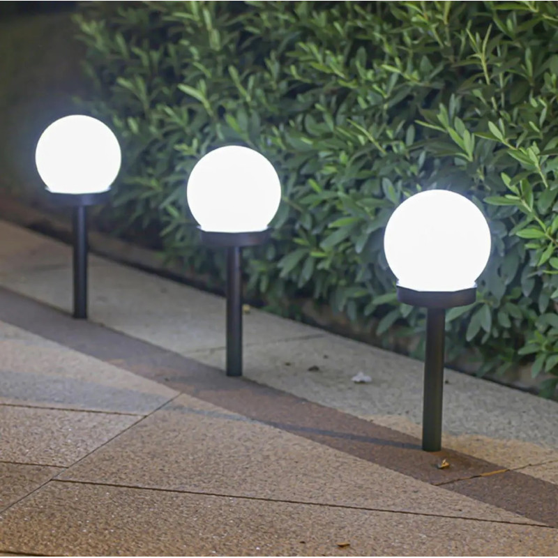 Набор садовых светильников на солнечной батарее белый пластиковый шар 10см.(3шт./уп.)